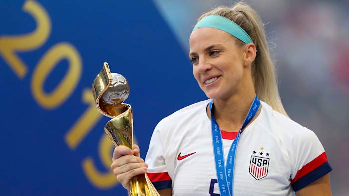 julie-ertz-world-cup-trophy